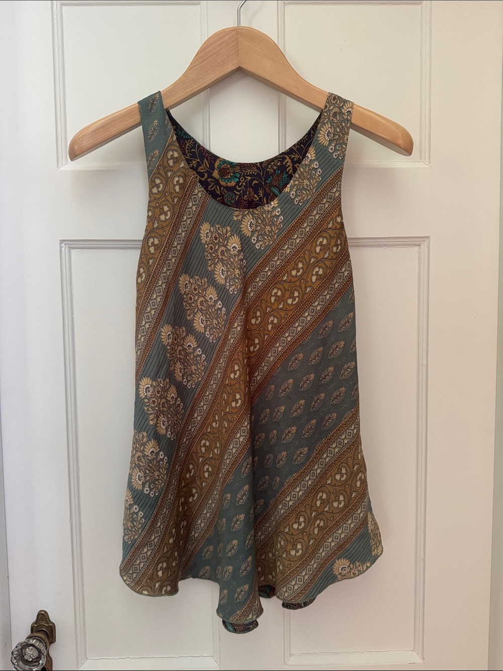 Women’s Reversible Sleeveless Patterned Swing Tank Top in Sage and Gold